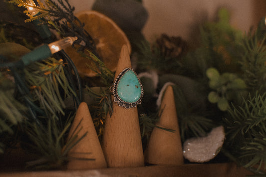 Old Stock Turquoise Ring sz 5