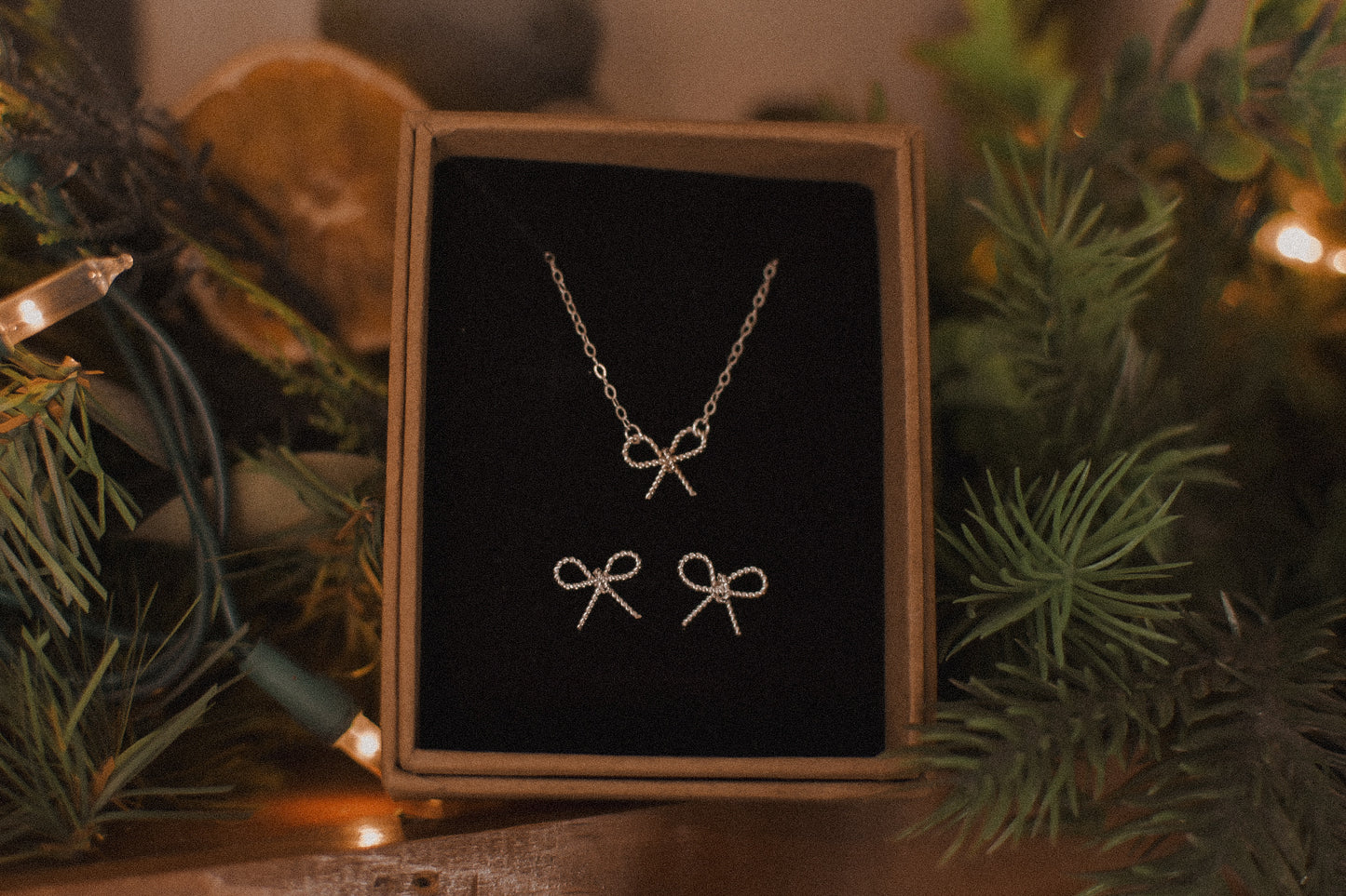 Bow Necklace and Earring Set